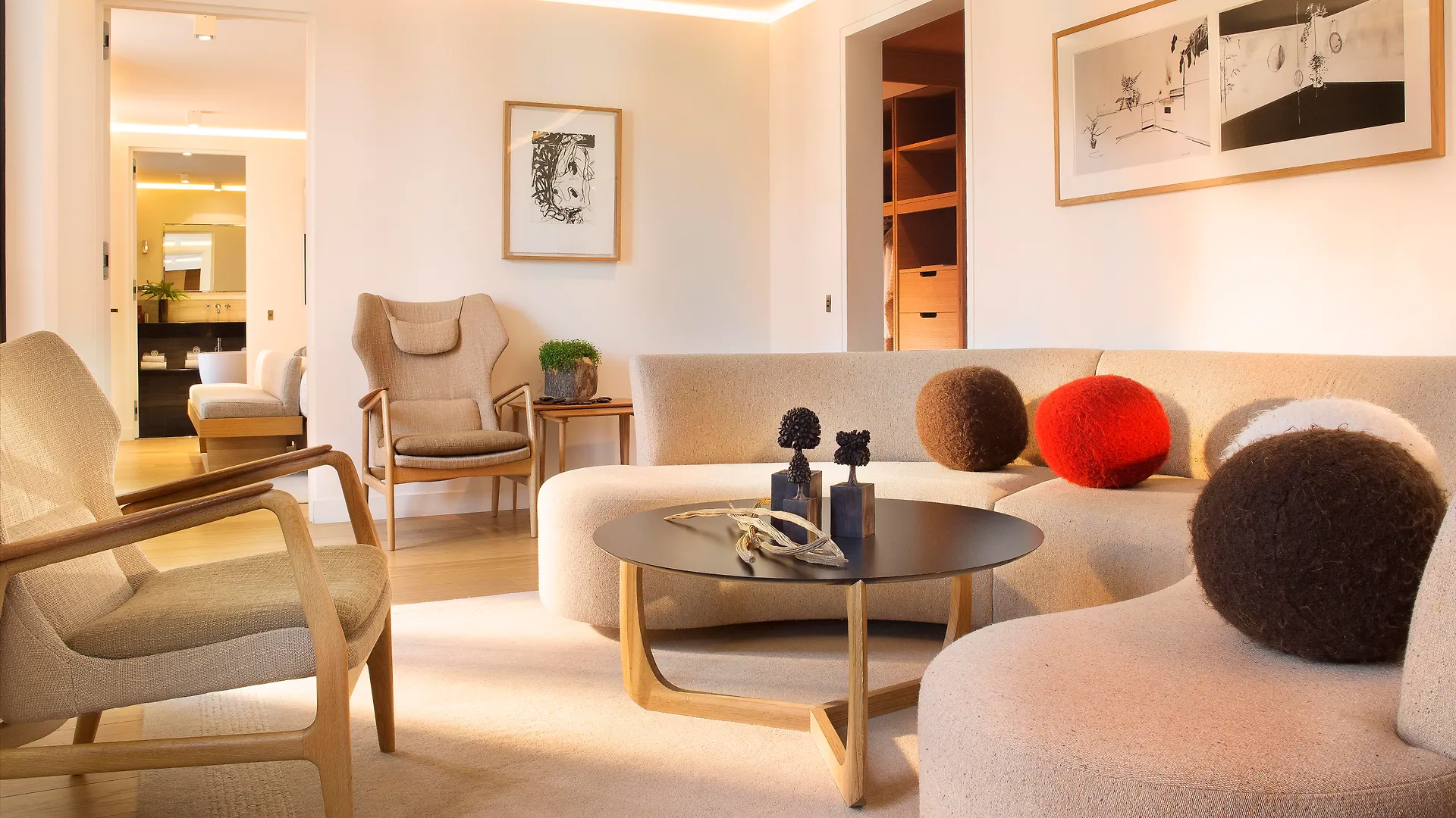 Marignan Champs-elysees Hotel 5*