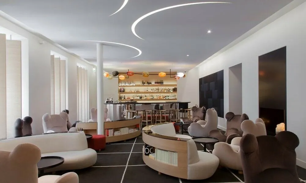 Hotel Marignan Champs-elysees Parijs