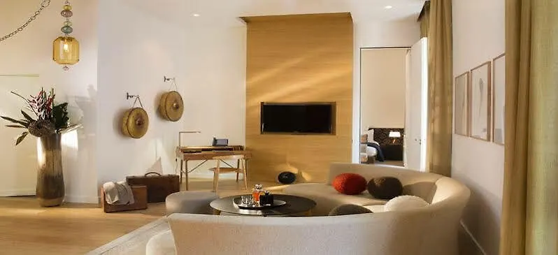 Hotel Marignan Champs-elysees Parijs