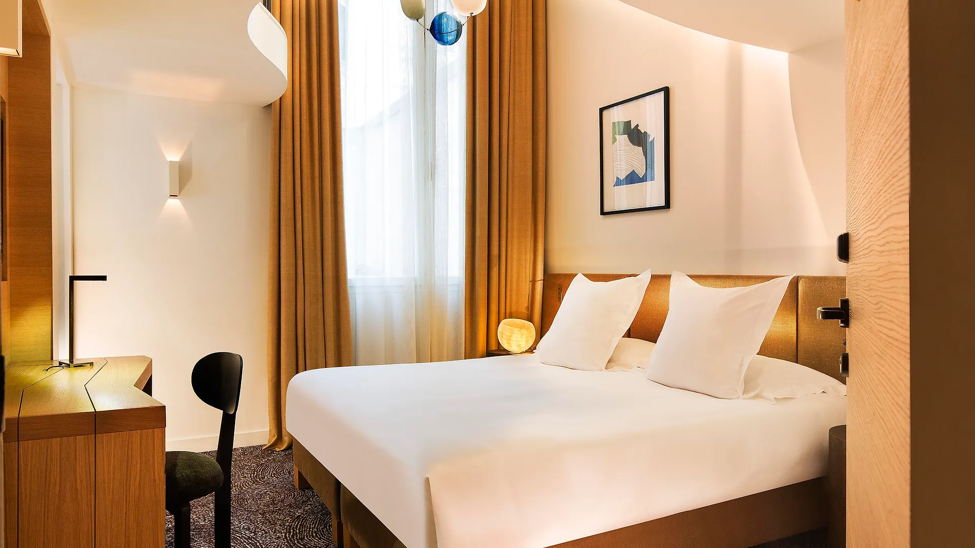 Hotel Marignan Champs-elysees