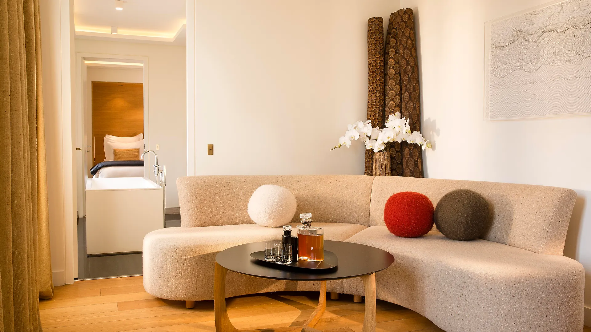 Hotel Marignan Champs-elysees