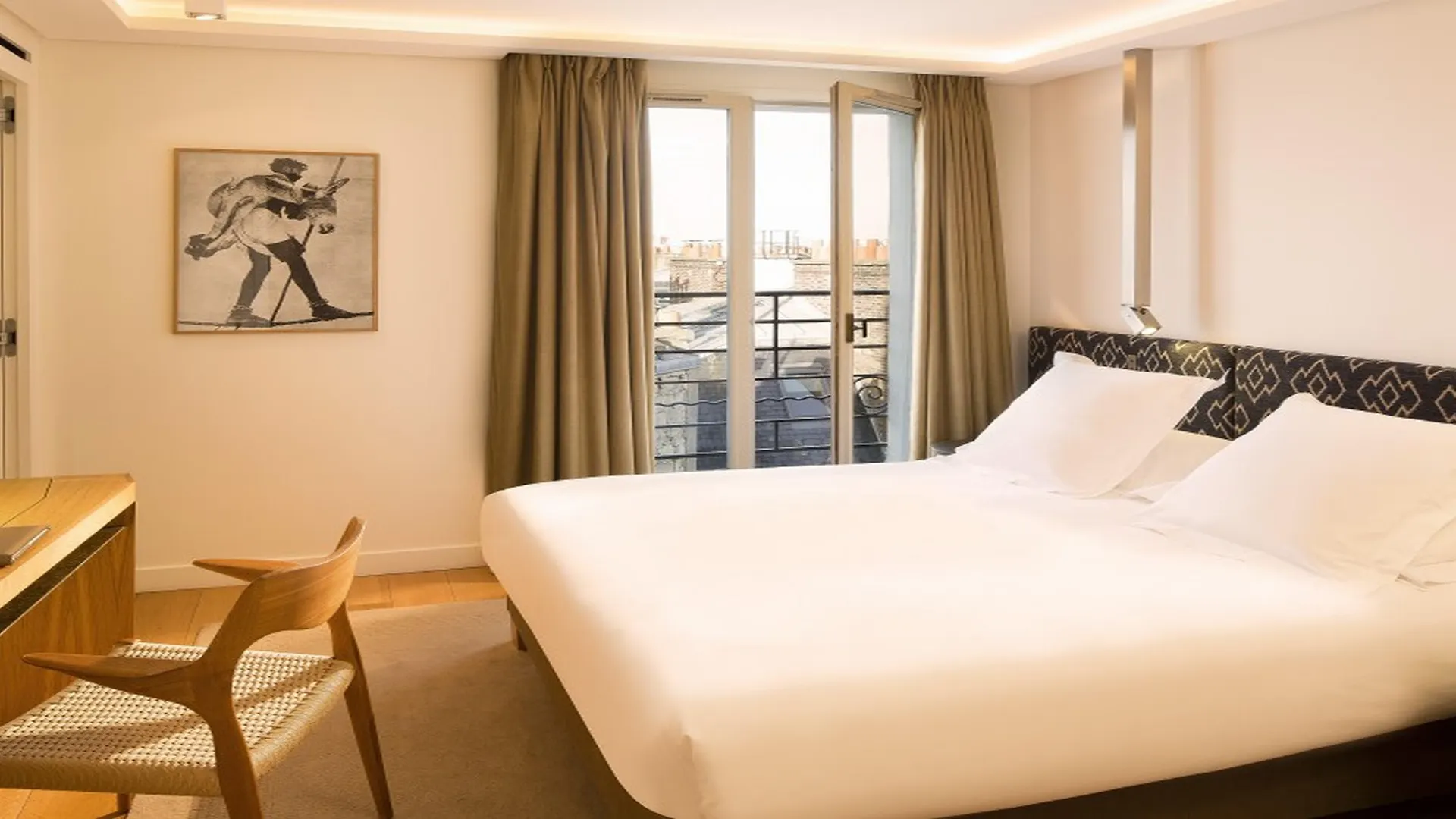 Marignan Champs-elysees Hotel 5*