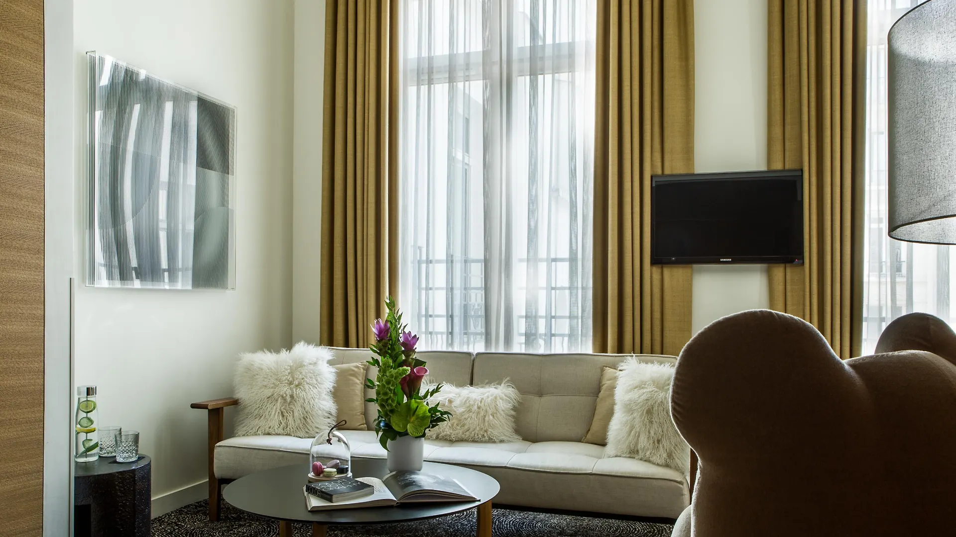 Hotel Marignan Champs-elysees Paris