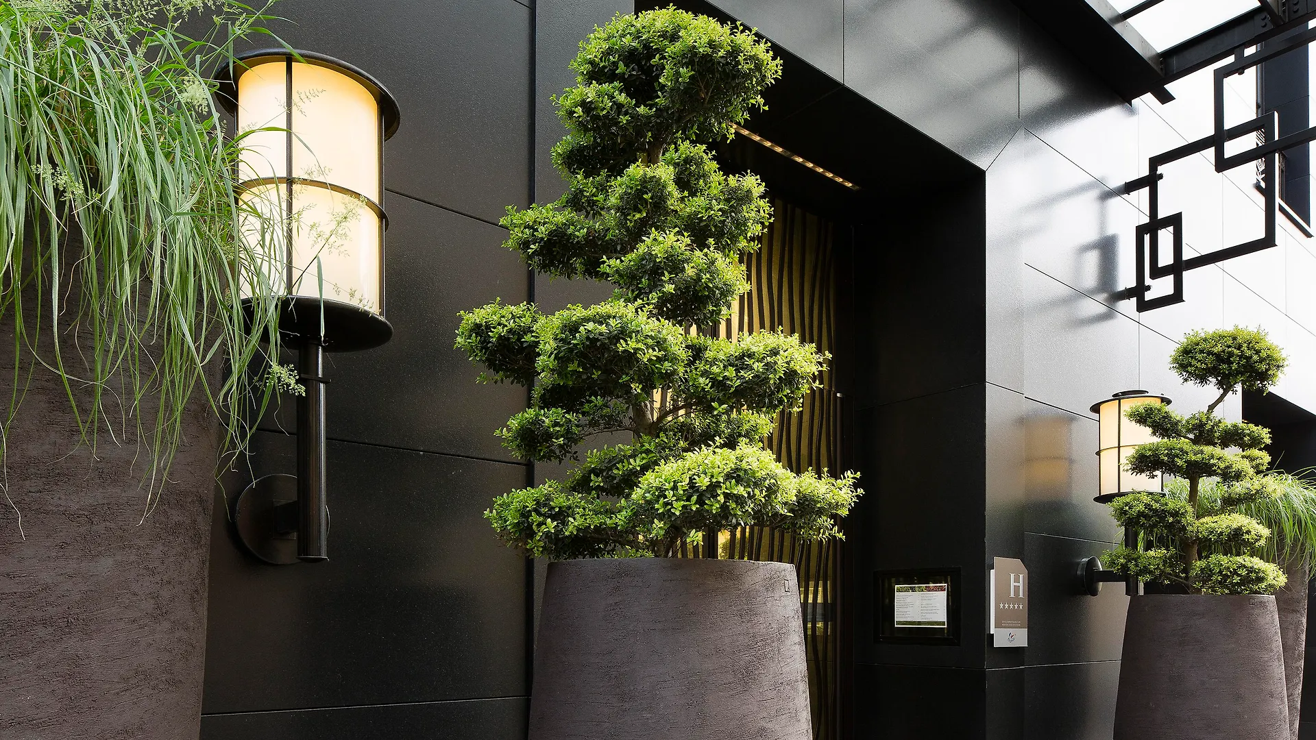 Marignan Champs-elysees 5*