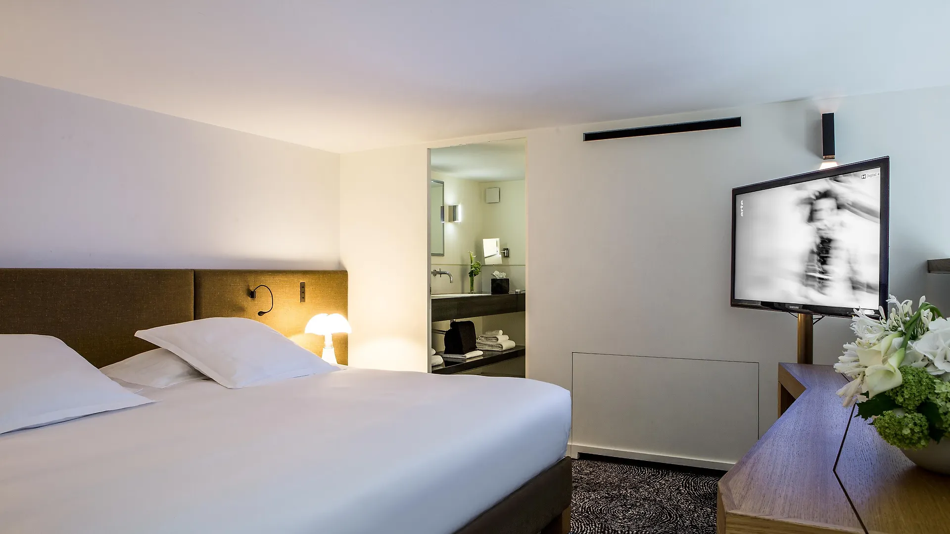 Marignan Champs-elysees Hotel