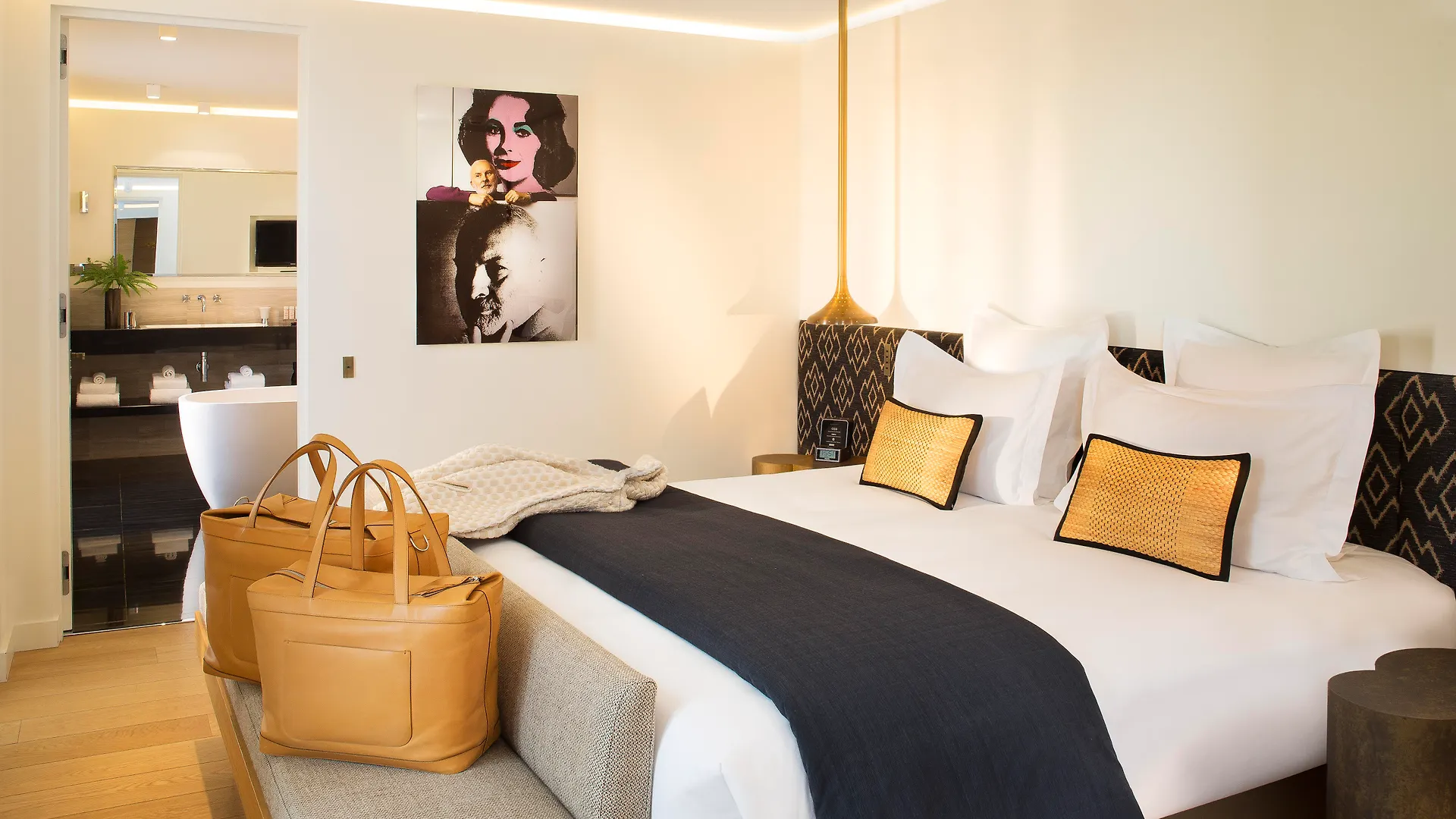 Hotel Marignan Champs-elysees Paris