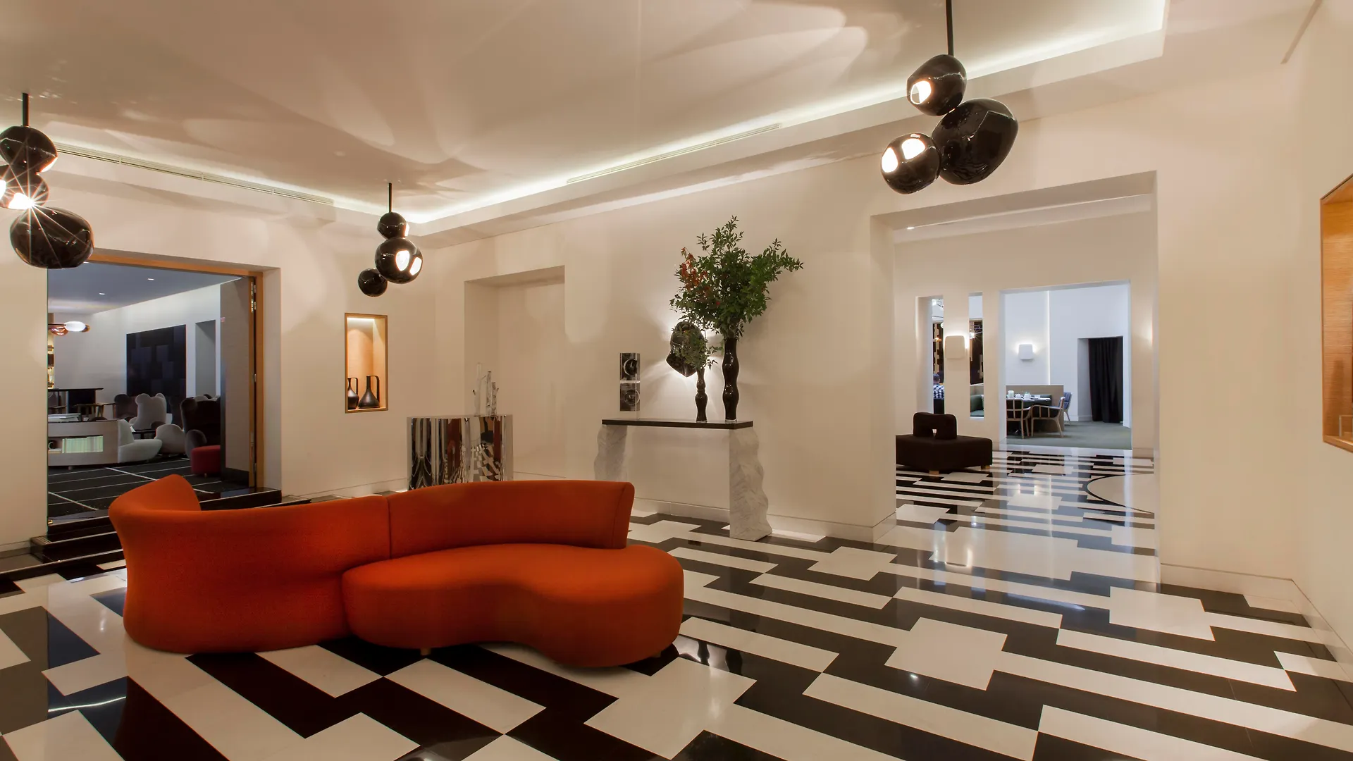 Marignan Champs-elysees Hotel