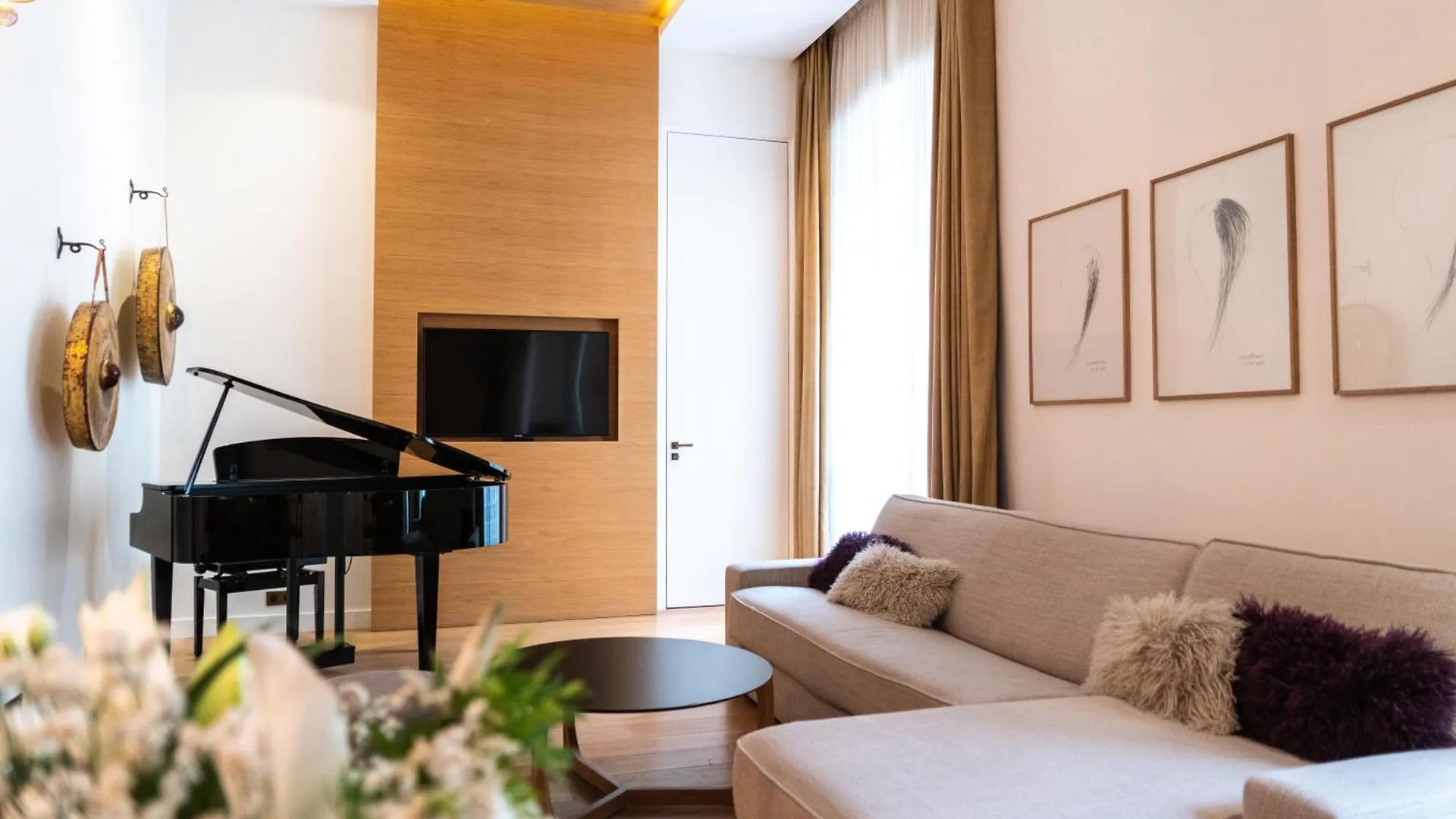 Hotel Marignan Champs-elysees Paris