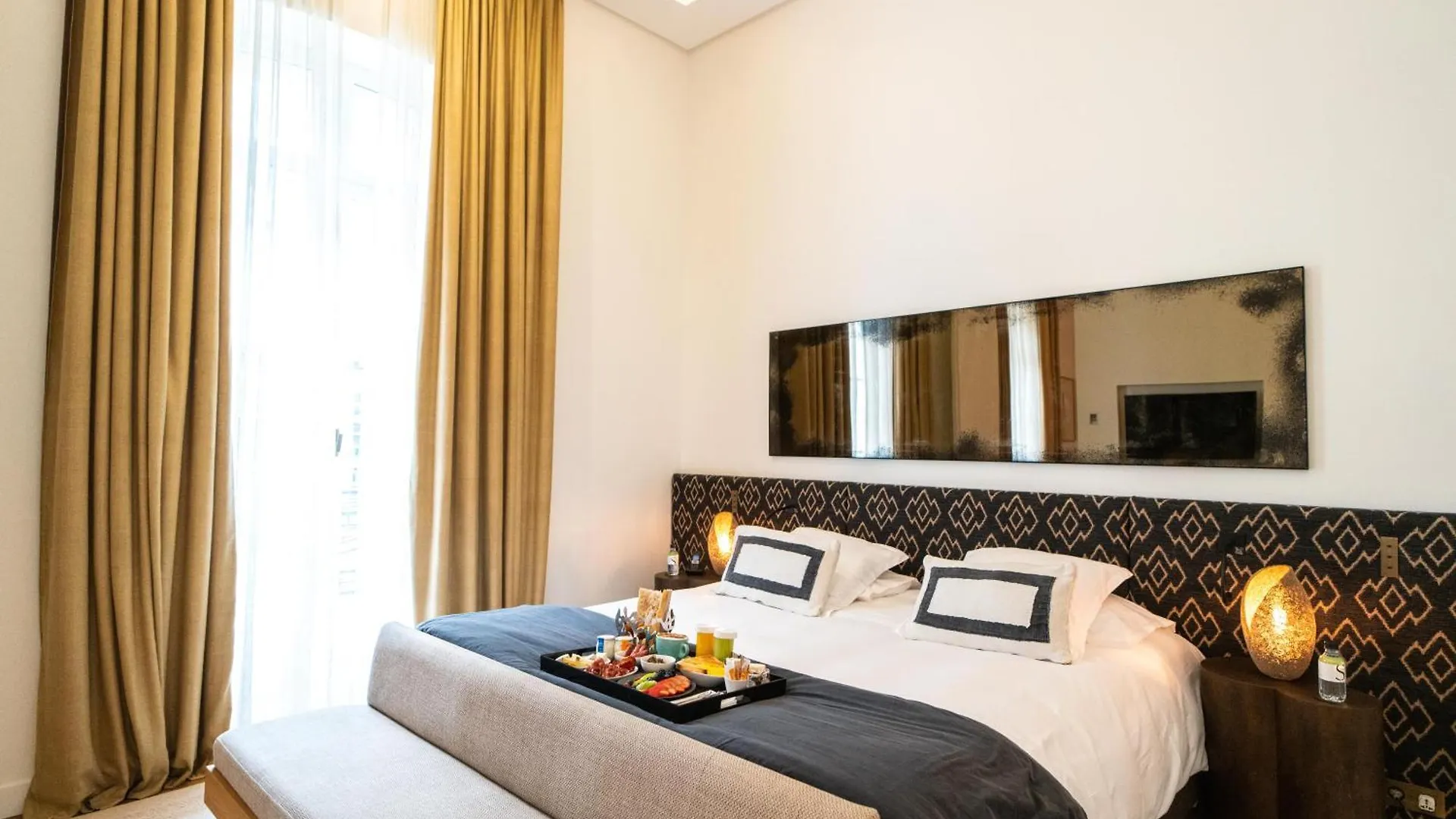 Marignan Champs-elysees Hotel